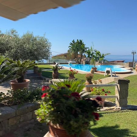Capo dʼOrlando B&B Villa Bency المظهر الخارجي الصورة