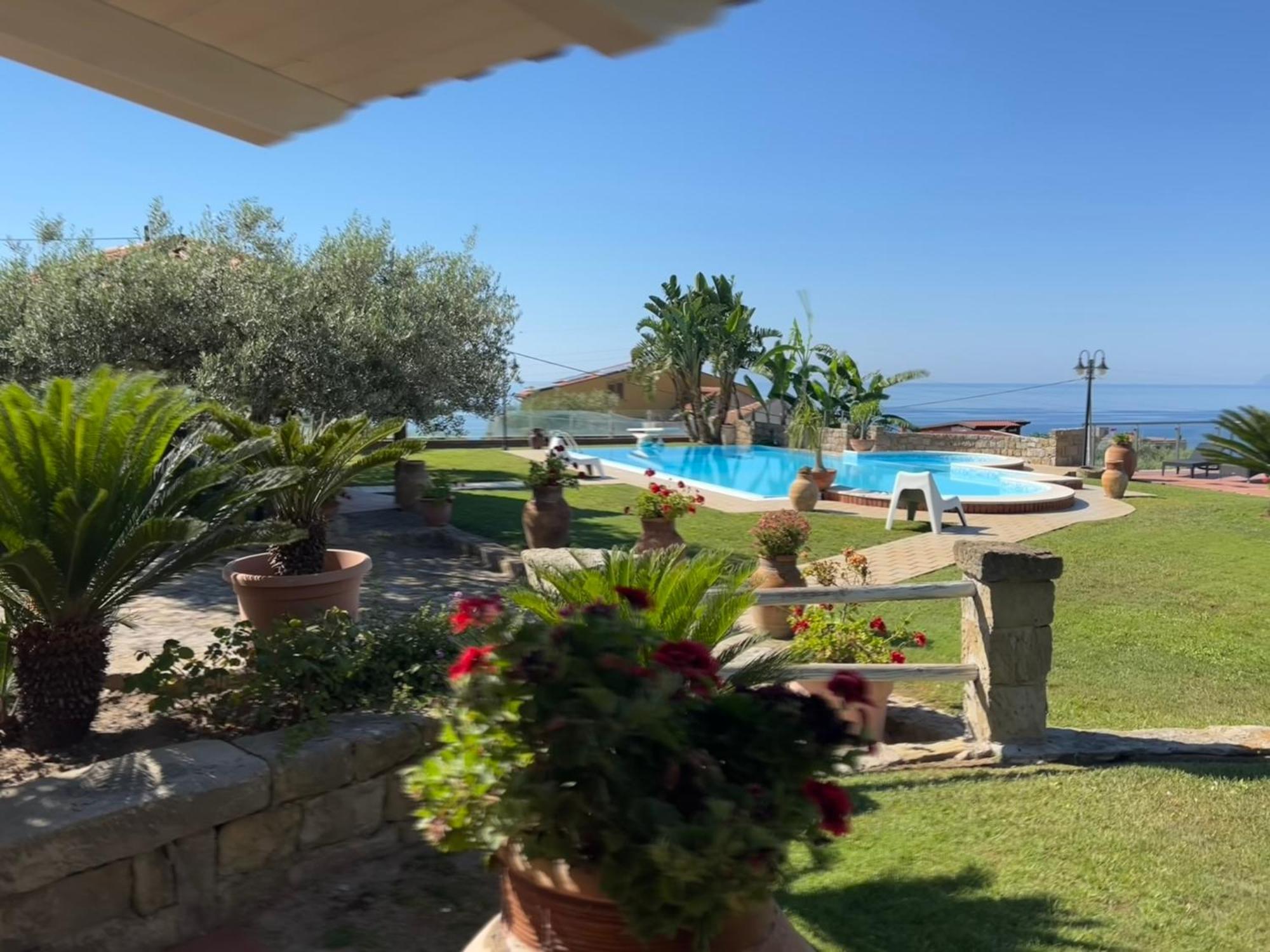 Capo dʼOrlando B&B Villa Bency المظهر الخارجي الصورة