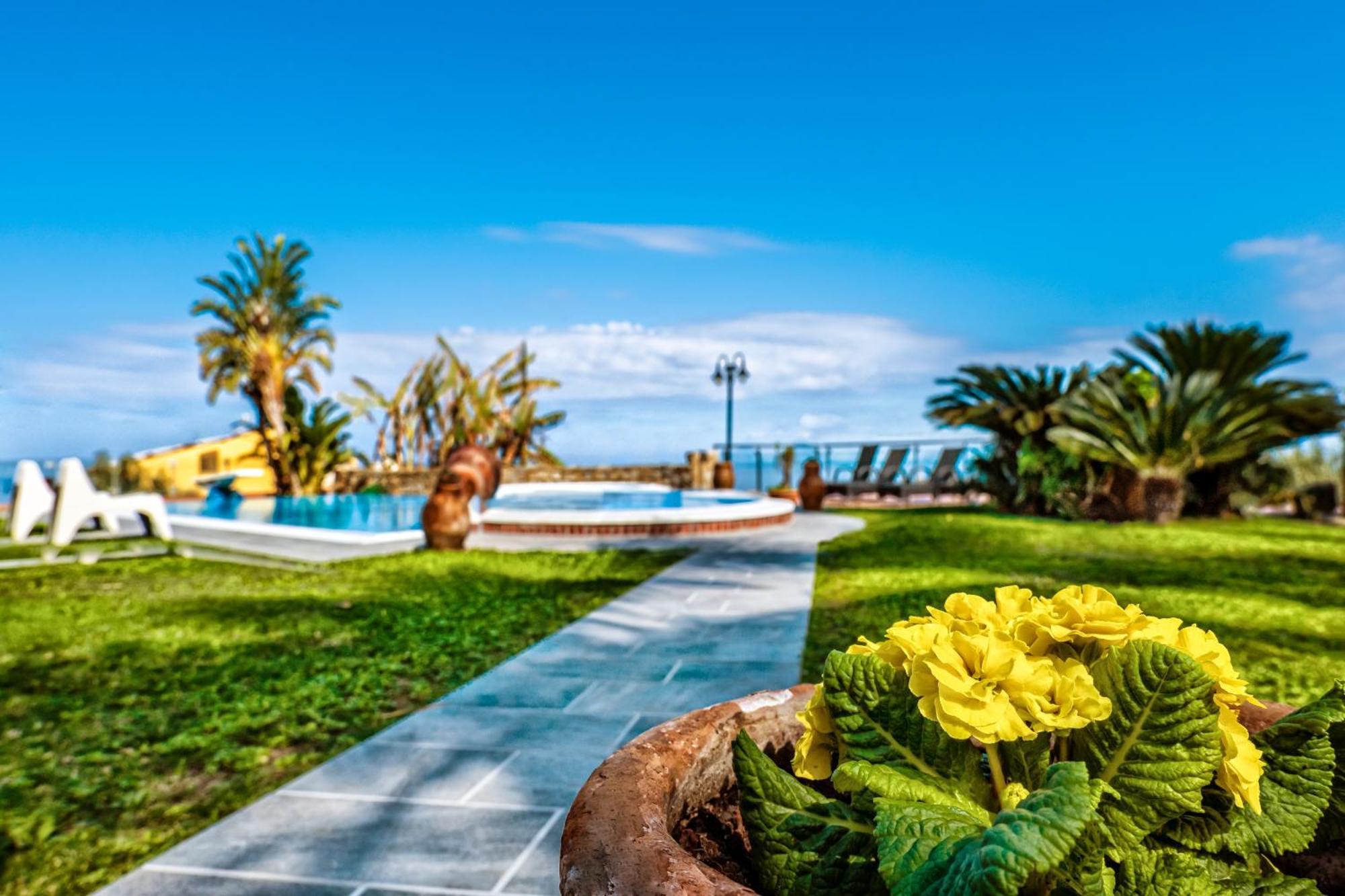 Capo dʼOrlando B&B Villa Bency المظهر الخارجي الصورة