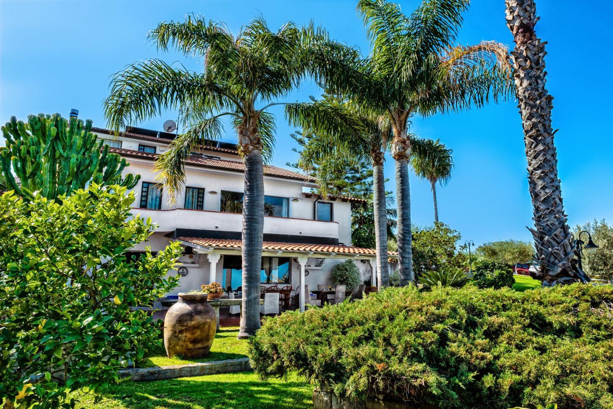 Capo dʼOrlando B&B Villa Bency المظهر الخارجي الصورة