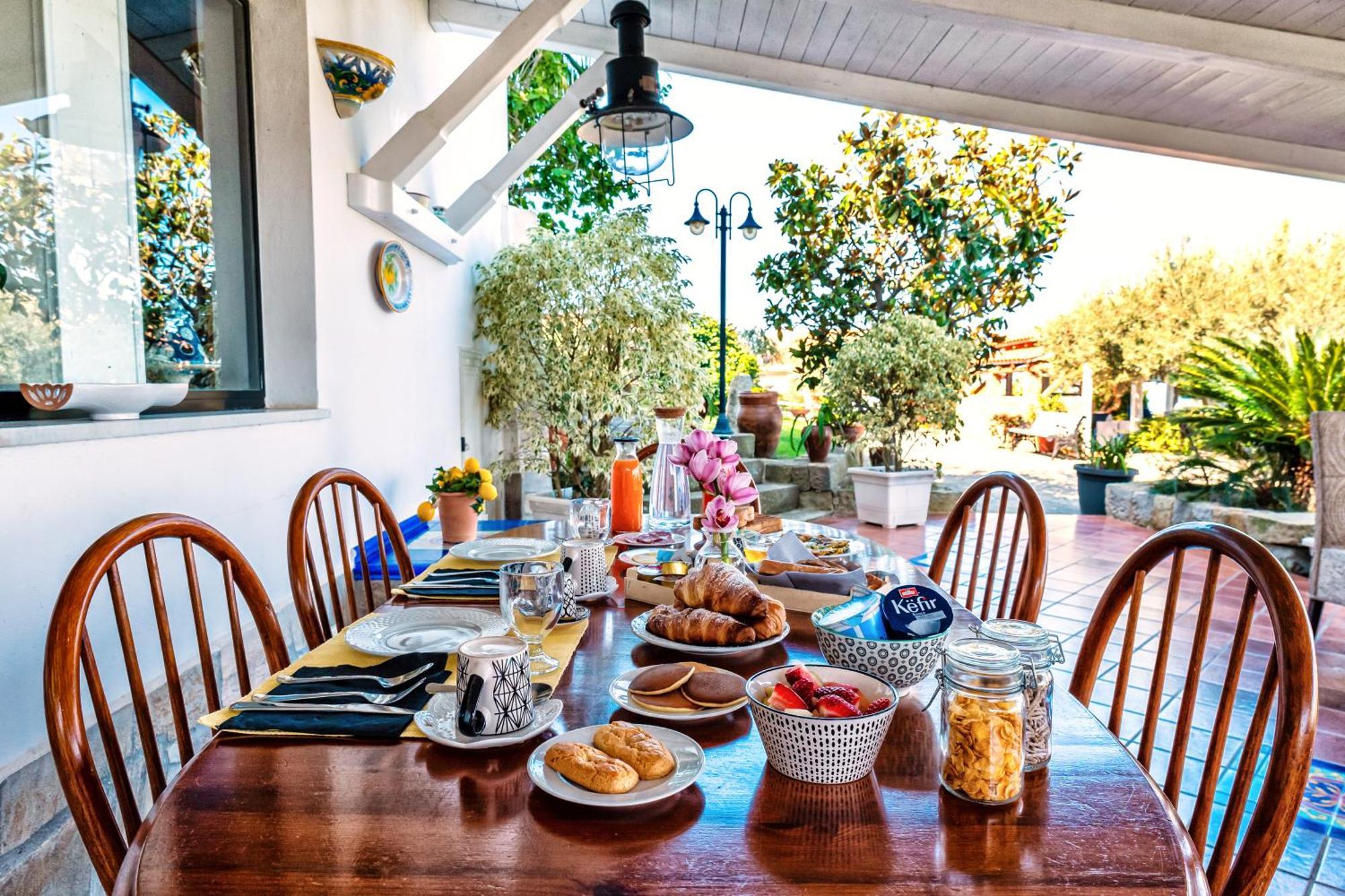 Capo dʼOrlando B&B Villa Bency المظهر الخارجي الصورة