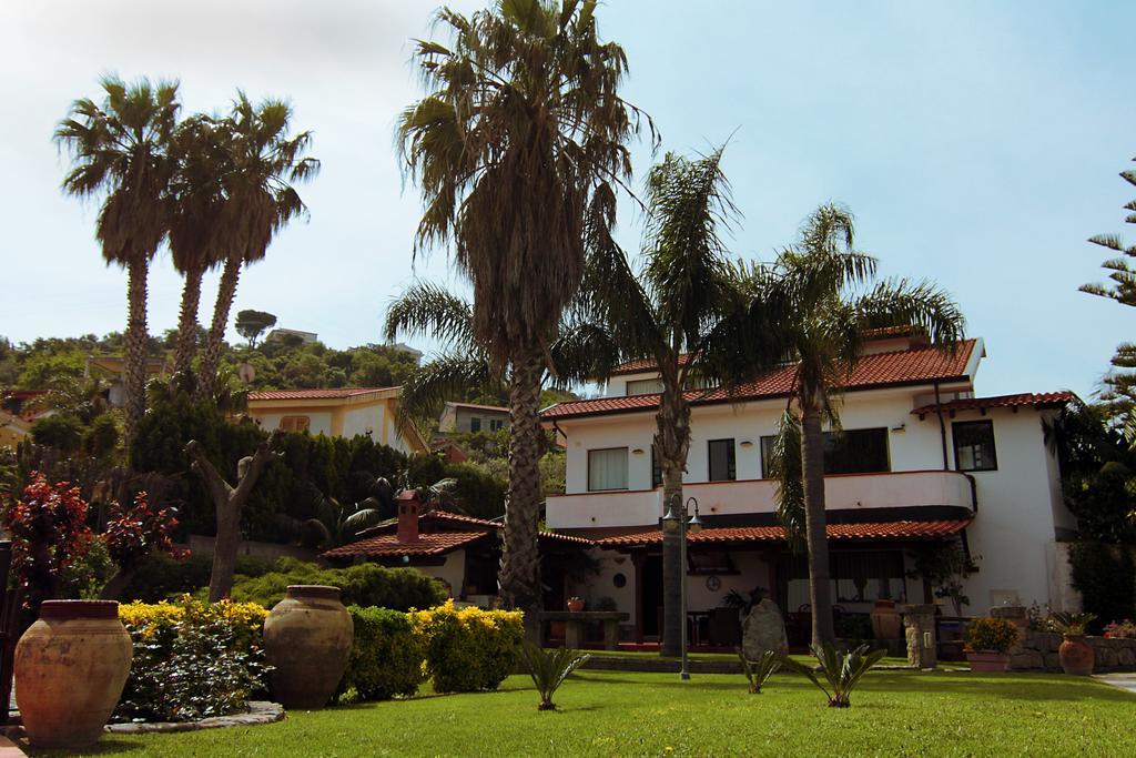 Capo dʼOrlando B&B Villa Bency المظهر الخارجي الصورة