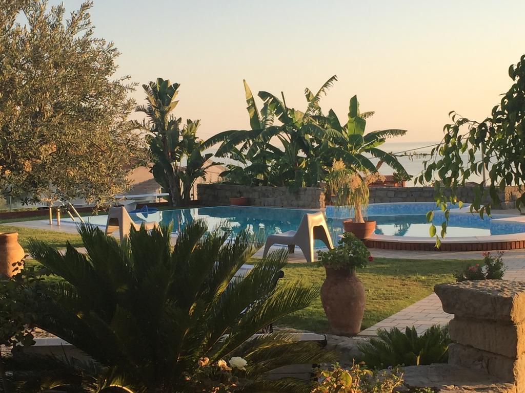 Capo dʼOrlando B&B Villa Bency المظهر الخارجي الصورة